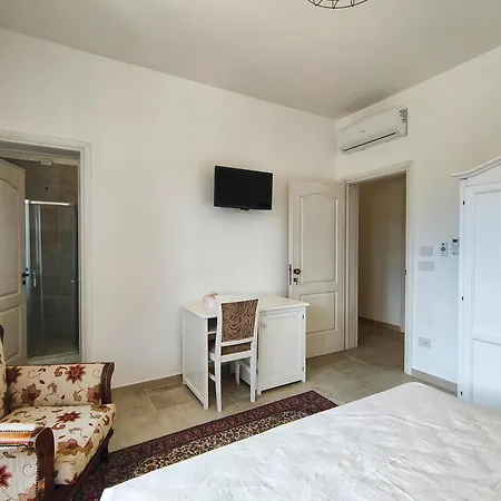 Aparthotel Podere Taiate 1872 Di Casa Camilla Journey *